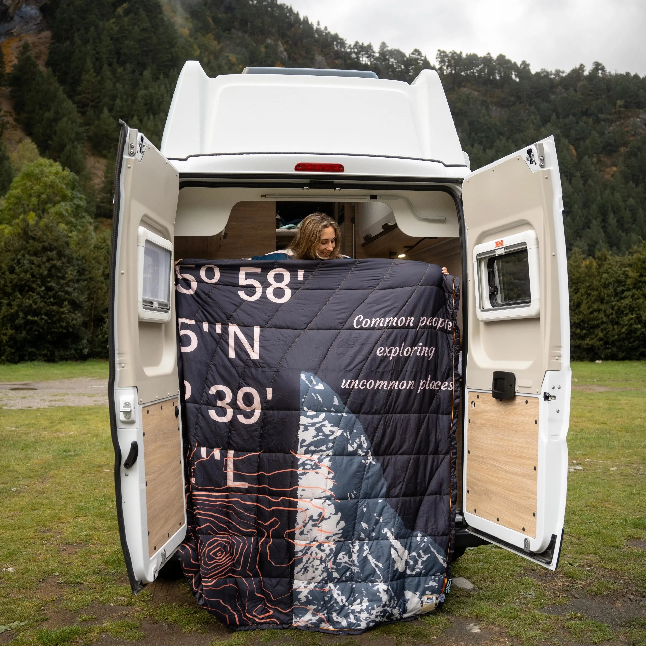 Double Sherpa Quilt XL Matterhorn - Image 3
