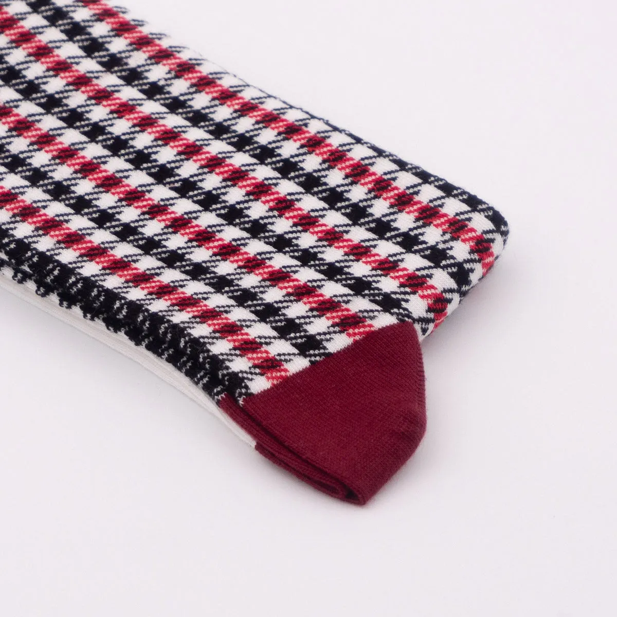 Pepita Black-Red Socks - Image 4